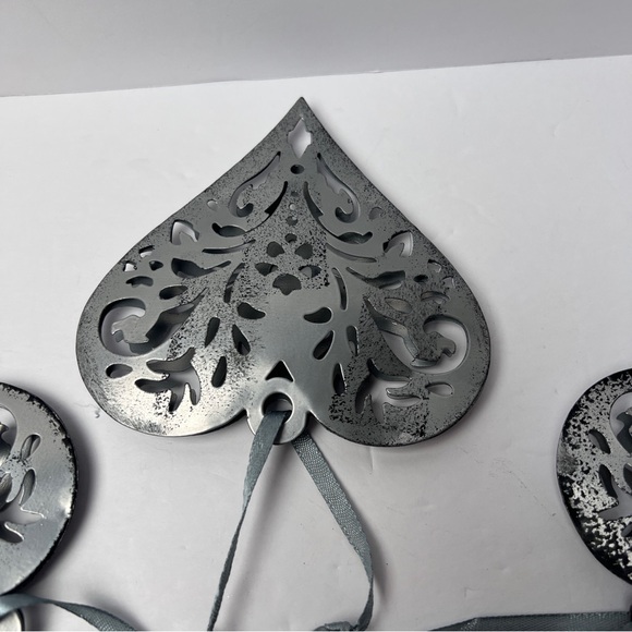 Set of 5 Metal Silver Colored Decorative Heart Ornaments - Picture 11 of 12